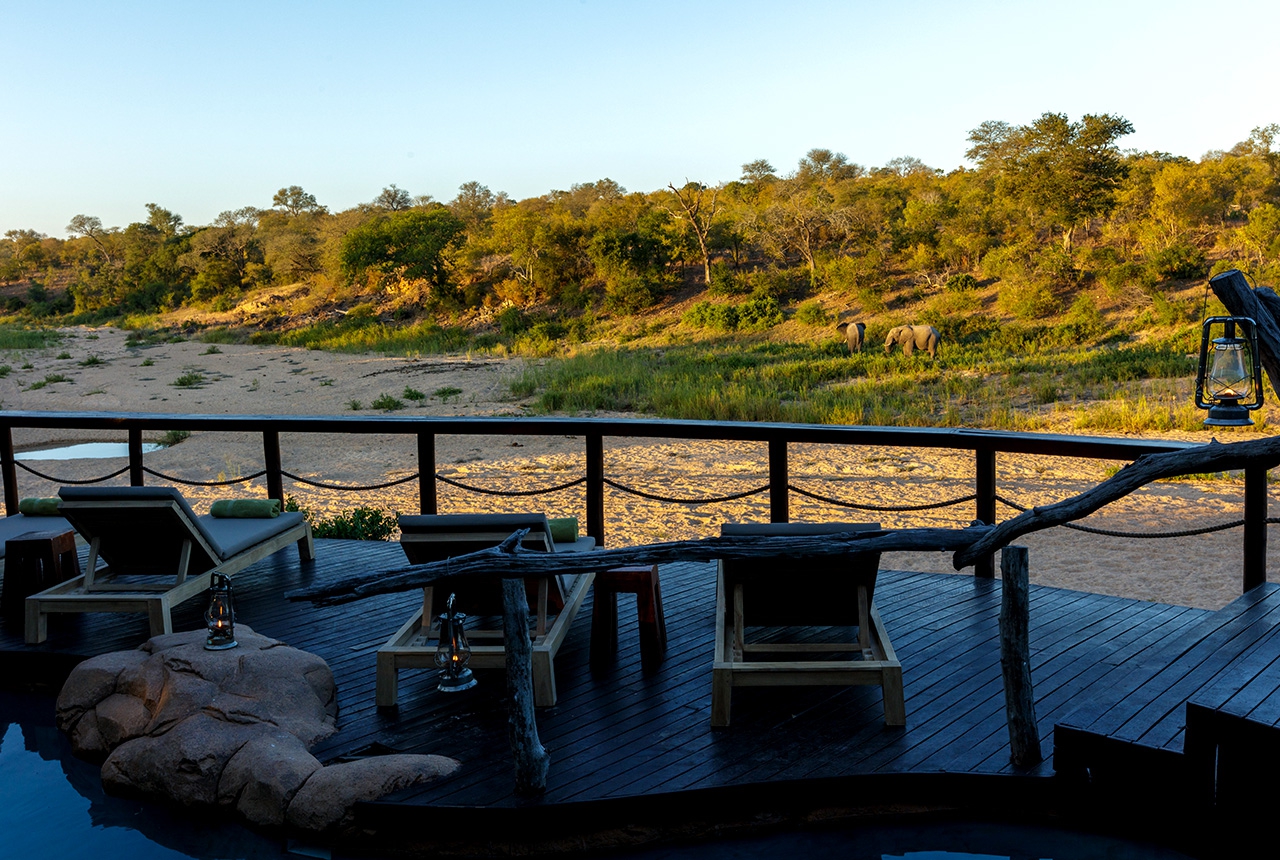 Jock Safari - balcony