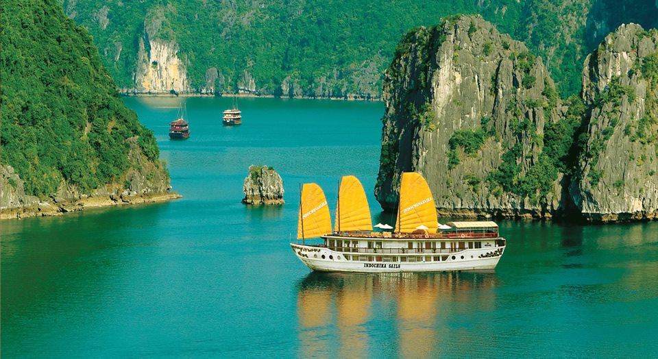<h2>Thailand, Cambodia & Vietnam Escorted 2017</h2>14 Nights from Thailand to Cambodia & Vietnam | 8 Rounds | January 31 - February 14