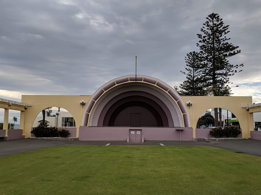 <h2>The Best of New Zealand Escorted 2018</h2>Taupo, Napier, Wellington & Queenstown